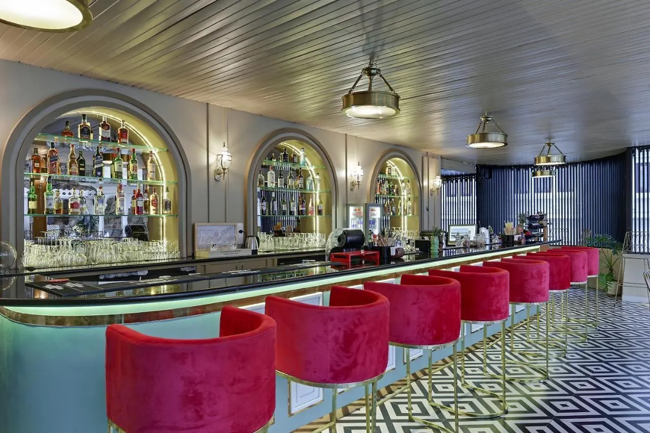 Swaroop Vilas - Lake Facing Boutique Hotel Udaipur